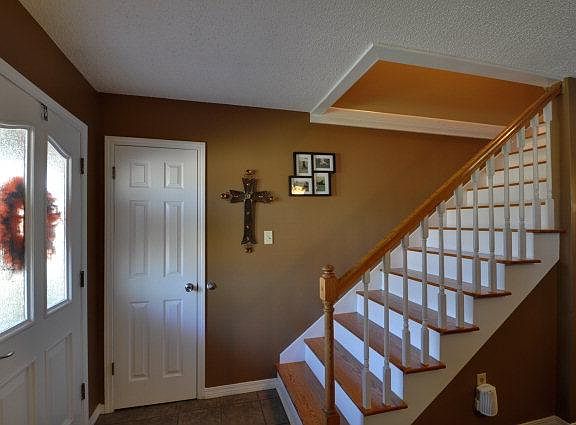 3rd image of 111 Myrick Dr