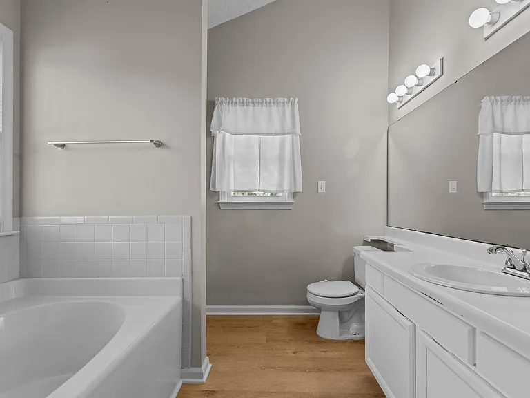 4309 Warfield Pl — Photo 20