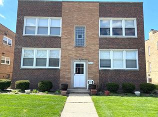 9012 Keating Ave #2S, Skokie, IL 60076