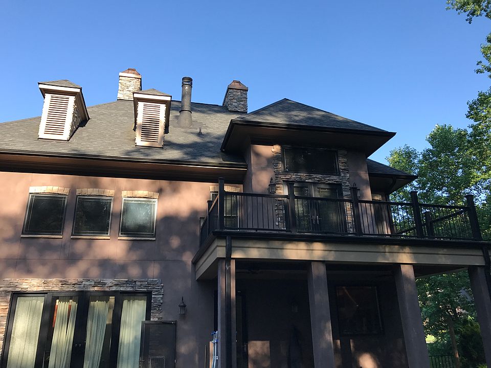 1st image of 303 Valanti Ln