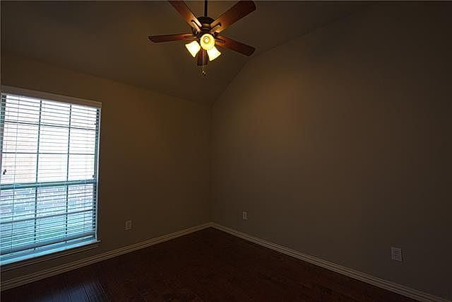 1st image of 1123 Philip Dr
