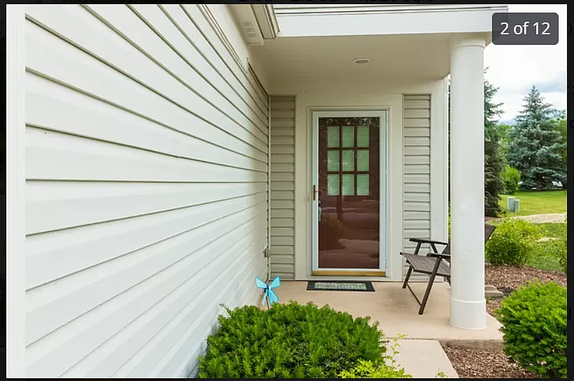 2 bed, 2.5 bath, 1326 sqft, $2,300 — Photo 2