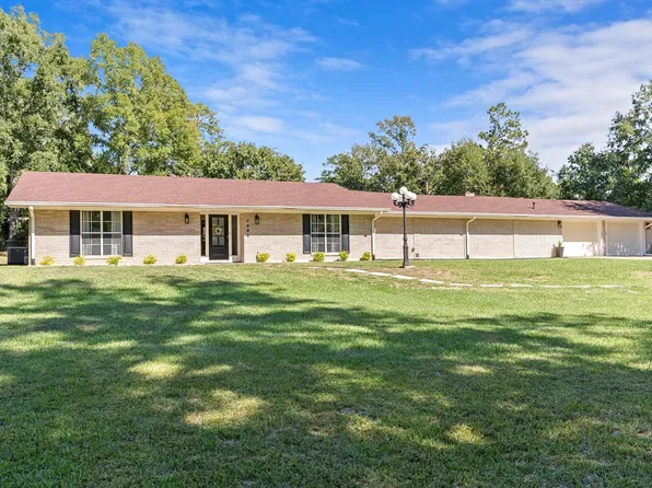 1904 N Pine St, Woodville, TX 75979