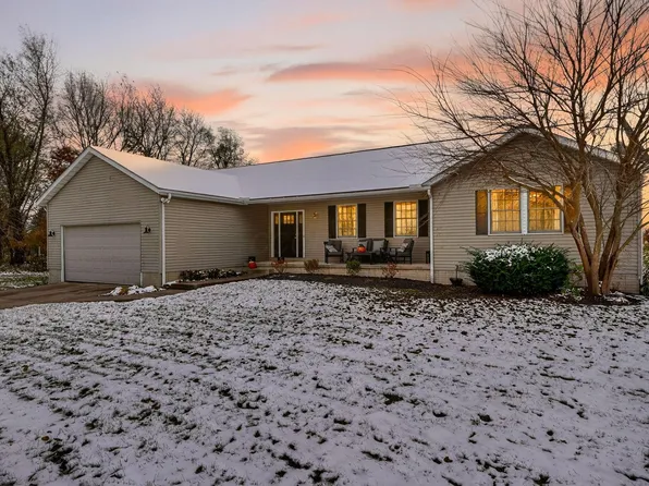 4751 Bickel Church Rd NW, Baltimore, OH 43105