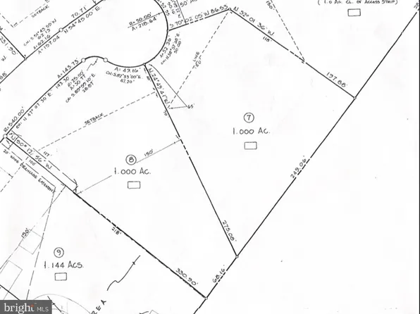 7 Briar Chase Rd, West Grove, PA 19390