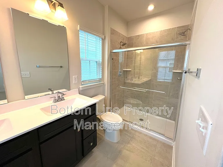9416 Mallard Mills Dr — Photo 14