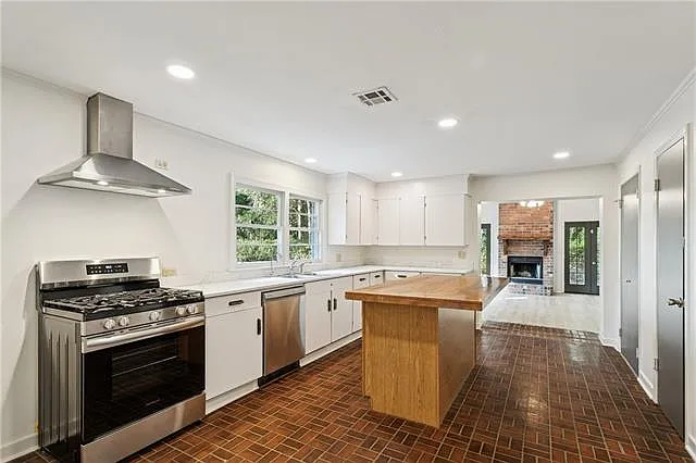 19343 9th Ave — Photo 12