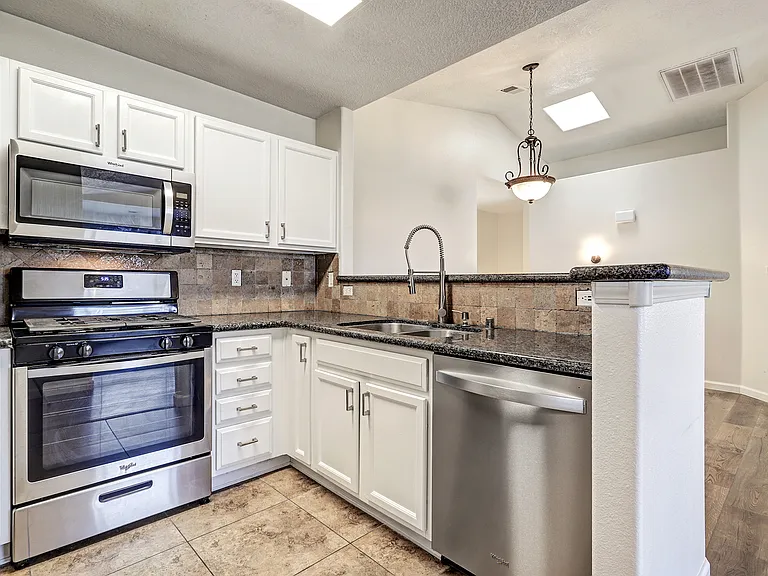 7817 Louisiana Blvd NE #1801 — Photo 2