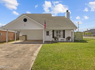 100 Marietta Dr, Youngsville, LA 70592