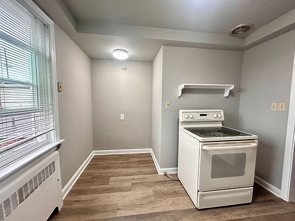 4th image of 30 E Main St Unit C