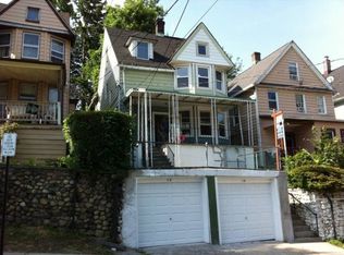 10 Dennison St, White Plains, NY 10606