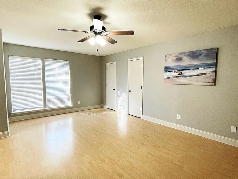 2209 Chase Ct — Photo 13