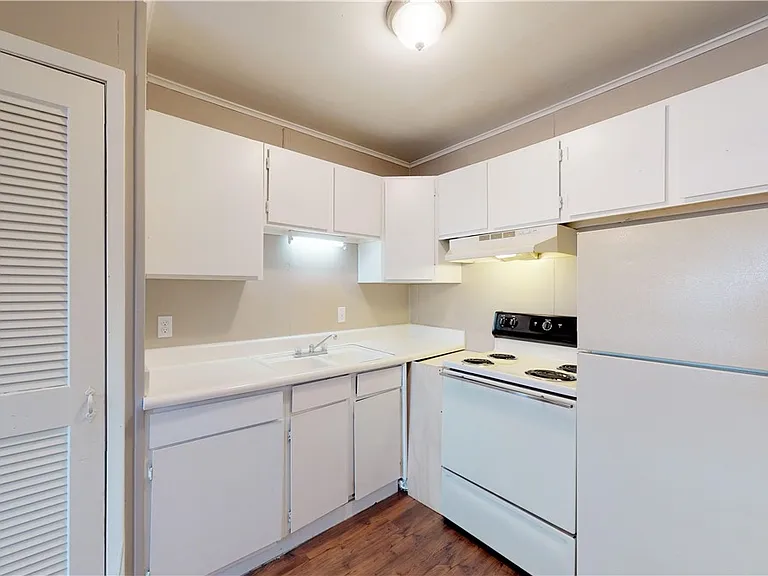 204 Lynn Dr #A — Photo 11