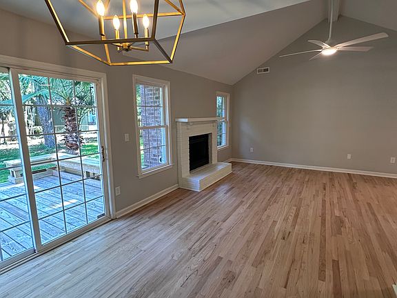 Dining nook