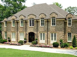 1695 Mount Paran Rd NW, Atlanta, GA 30327