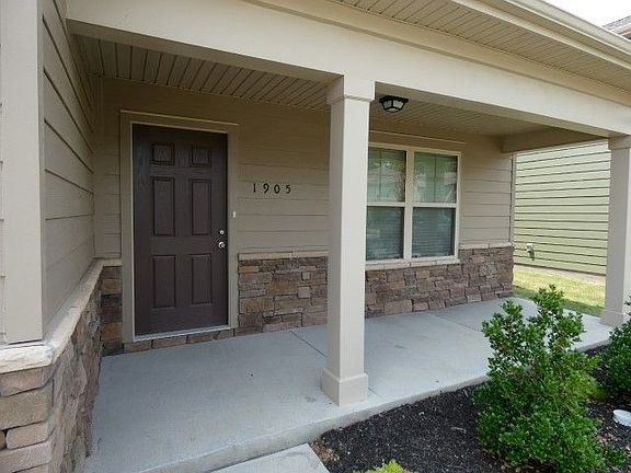 3rd image of 1905 Cicero Dr