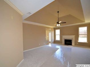 1054 Little Sorrel Dr, Calera, AL 35040