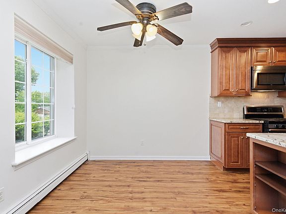 5th image of 66 Foxwood Circle