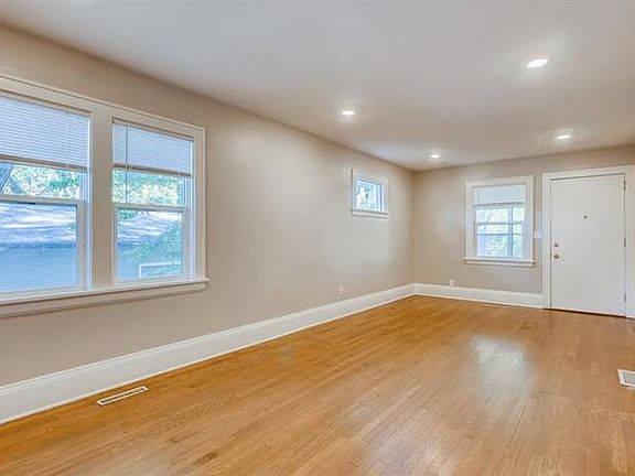 2nd image of 1326 Stillwater Ave