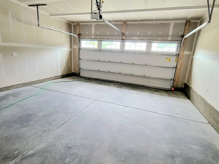 175 Tumbling Rock Way — Photo 25