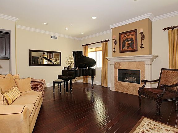 3rd image of 11440 National Blvd APT 11