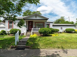 310 E Main St, Chalmers, IN 47929