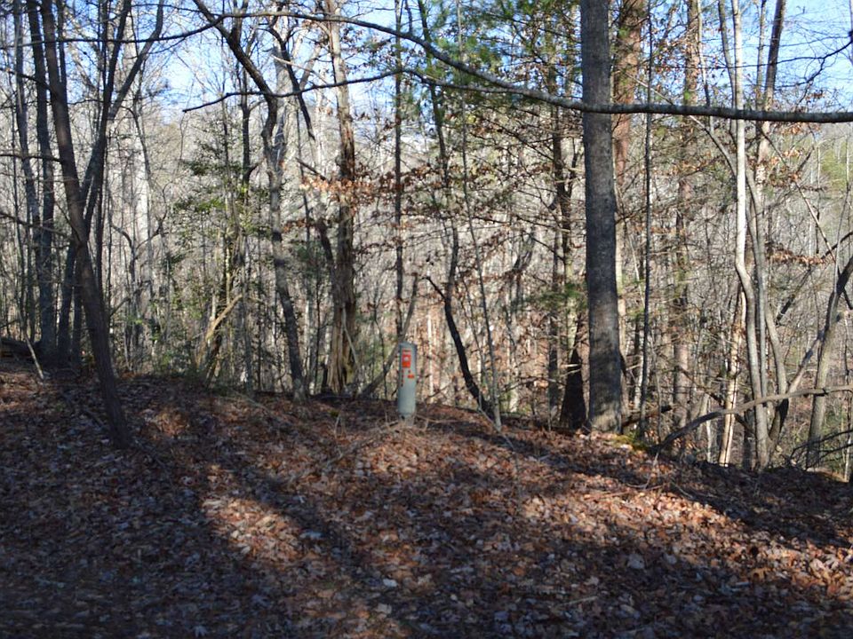2nd image of Wikle Rd