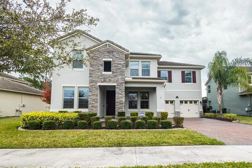10207 Atwater Bay Dr — Photo 1