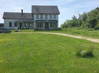 177 E Main St, Searsport, ME 04974