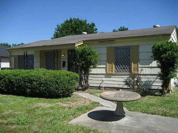 4637 Carmen St, Houston, TX 77051