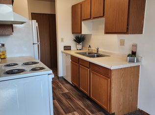 1201 3rd Ave N #305, Wahpeton, ND 58075