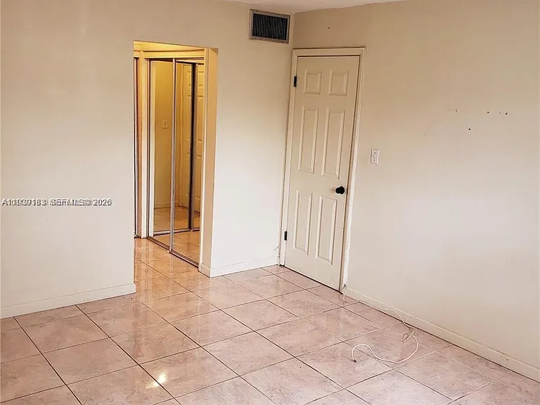 1450 NE 191st St #201 — Photo 3