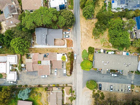 3rd image of 0 Marea Ave