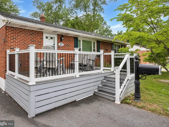 37 Millbrook Rd, Newark, DE 19713