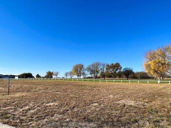 4252 Turnberry Cir, Grand Island, NE 68803