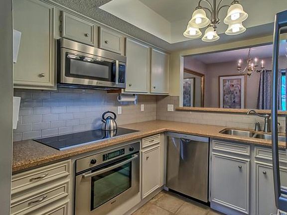 2nd image of 7823 Davinci Ln