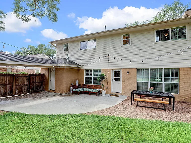 12523 Briar Forest Dr — Photo 41