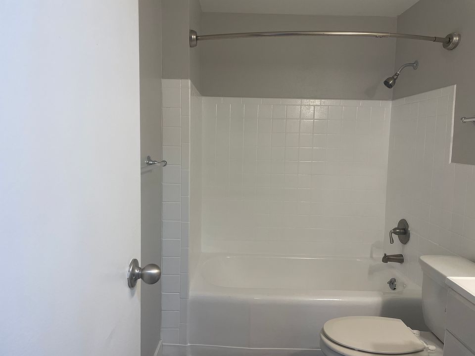 1st image of 7506-1A W 10th Ave