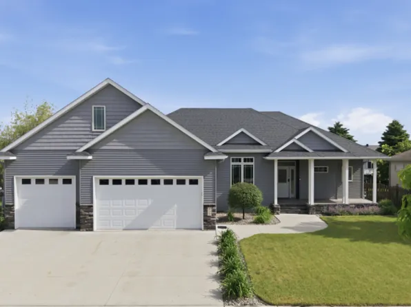 630 Westminster Dr, Moorhead, MN 56560