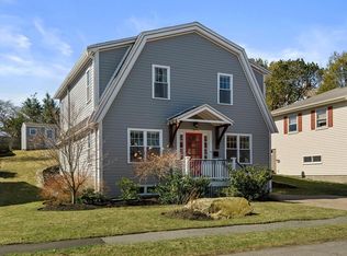 41 Pilgrim Rd, Marblehead, MA 01945