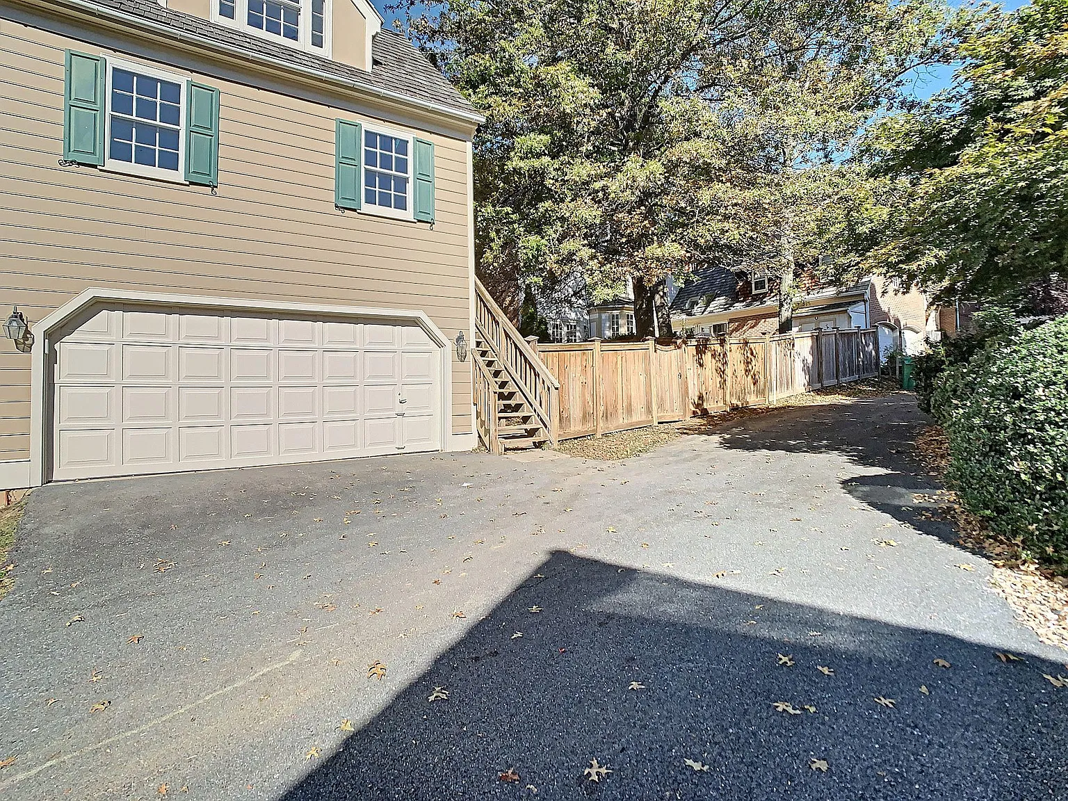 1 bed, 1200 sqft, $2,300 — Photo 3