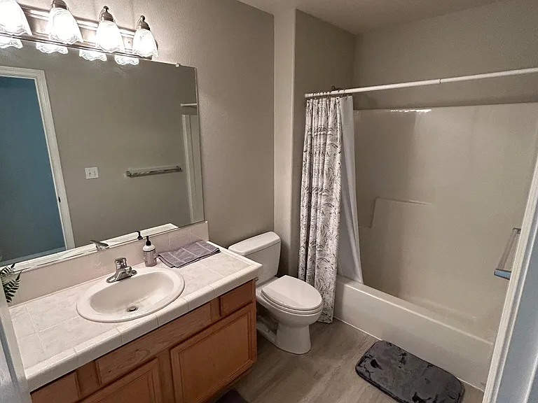 3737 SW Stephenson St — Photo 17