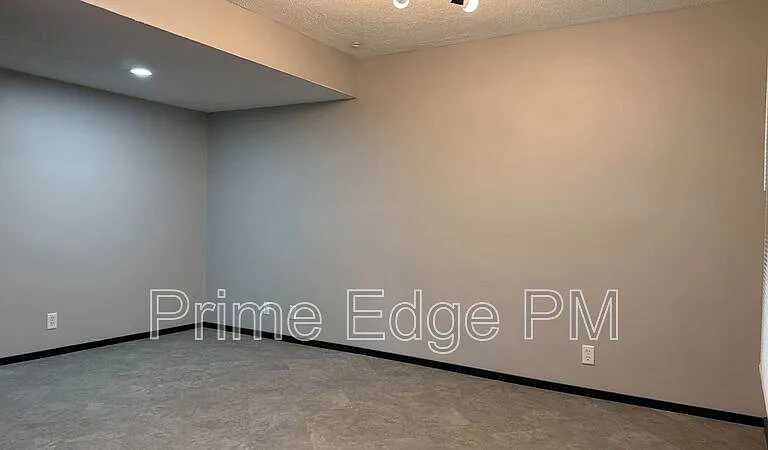 1821 Ridgehaven Ct #6 — Photo 15