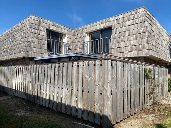 2910 Pecan Ave, Leesburg, FL 34748