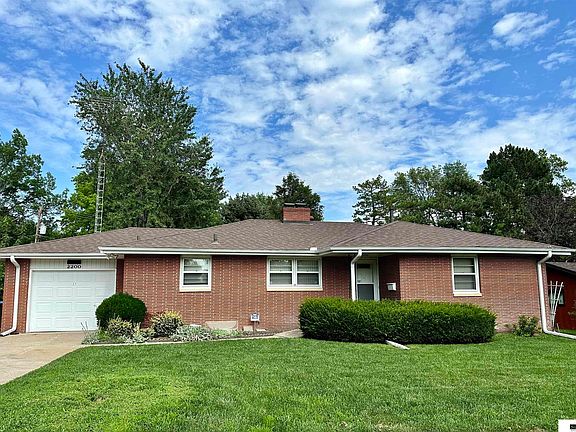 3rd image of 2200 S 61st St