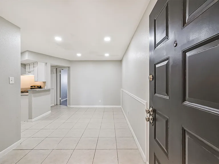 10811 Richmond Ave #65 — Photo 7