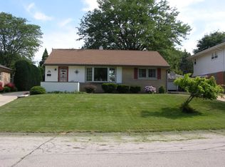 4545 W Van Beck Ave, Greenfield, WI 53220