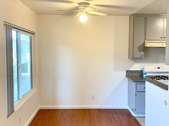 2nd image of 3860 Mentone Ave #7