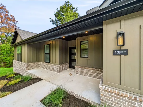 13 Pentland Dr, Bella Vista, AR 72715