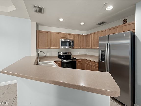 4th image of 3965 Pomodoro Cir Unit 202